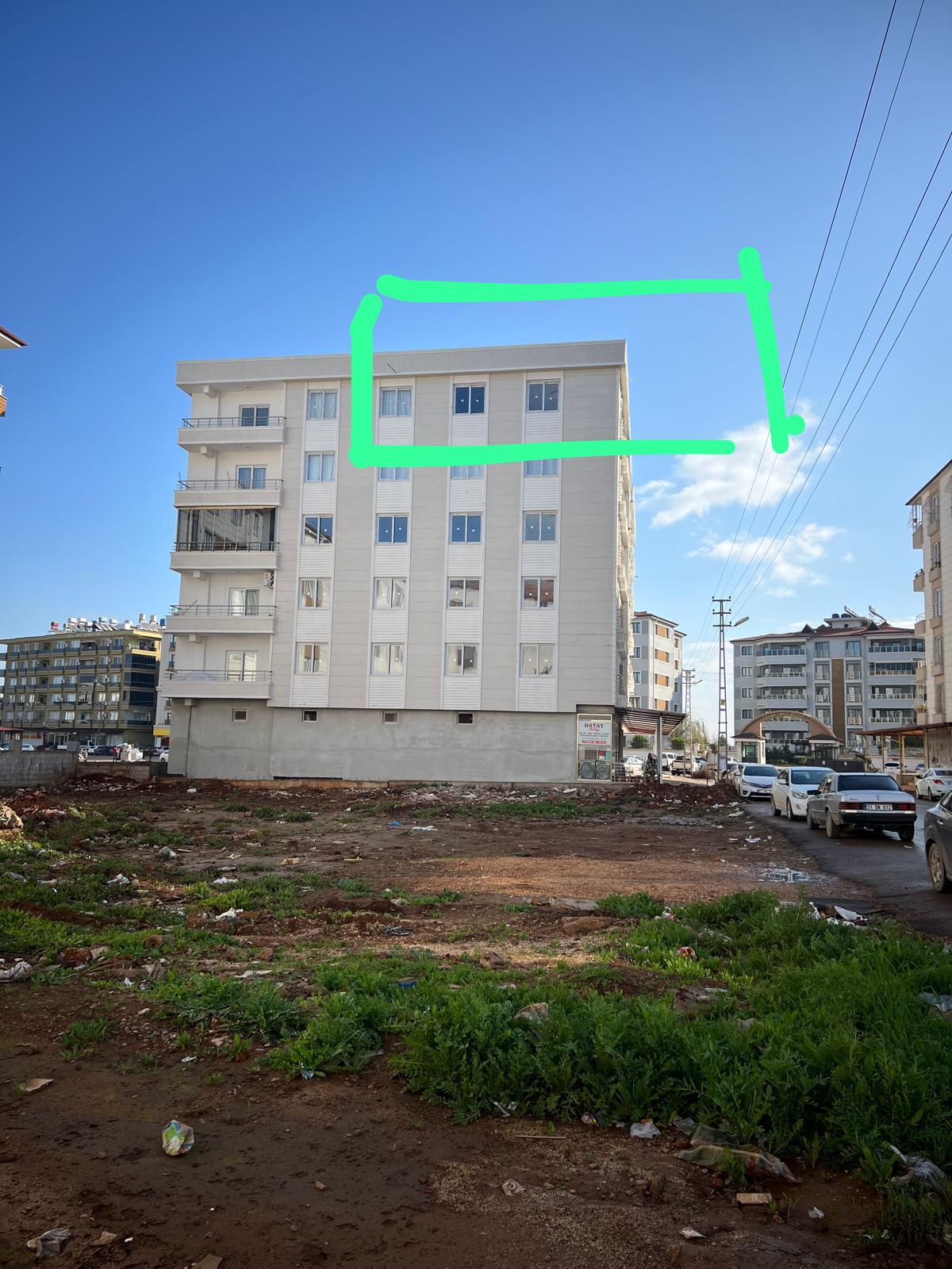 BAĞLAR MAHALLESİNDE SATILIK  4+1 DAİRE